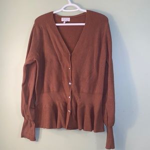 5/$25 Orange peplum sweater button down w jeweled buttons size xxl Sofia vergara